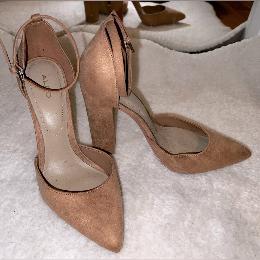 Aldo camel thick heel